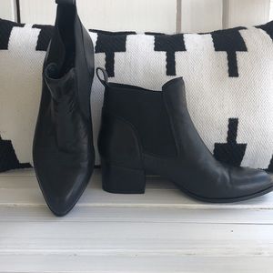 Nine West pointed toe slip on black bootie